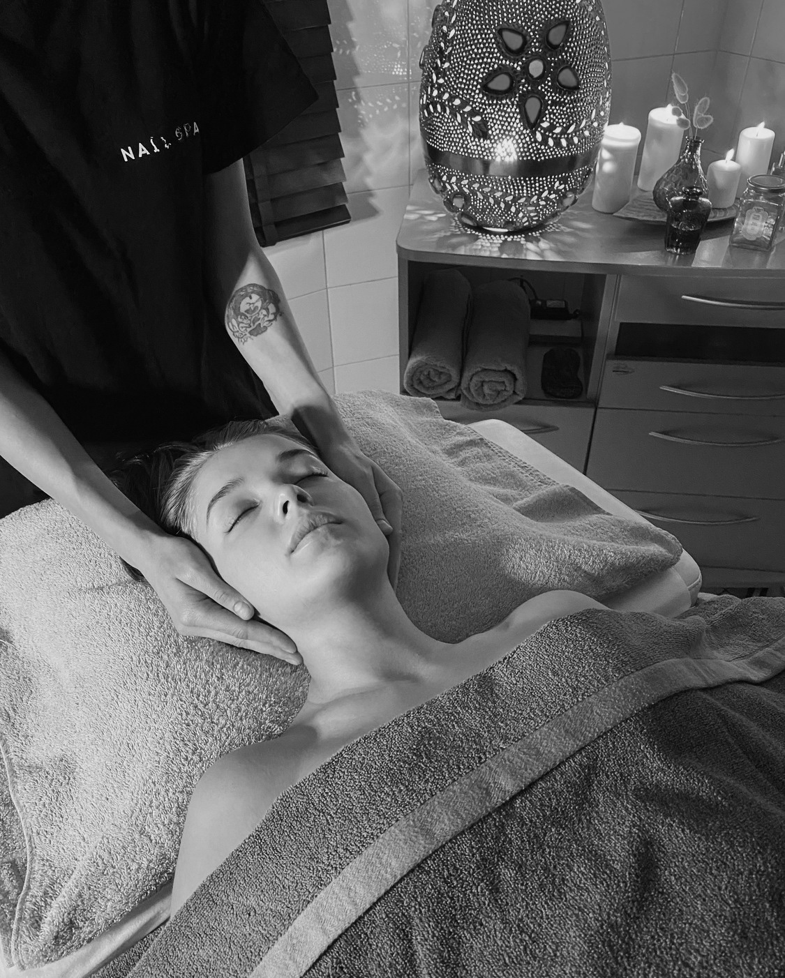 <span style="font-weight: bold;">MASSAGE & SPA</span>